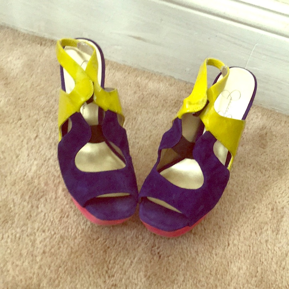 Jessica Simpson stilettos